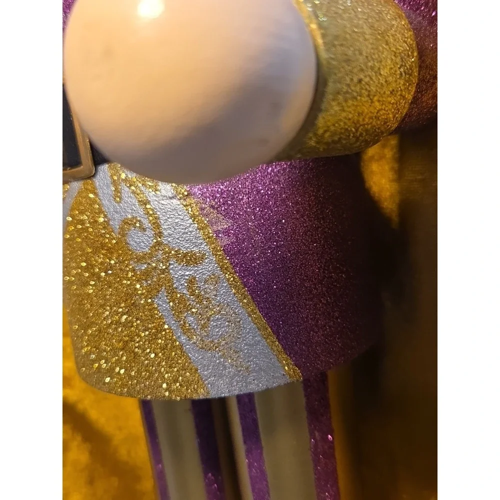 Large 24